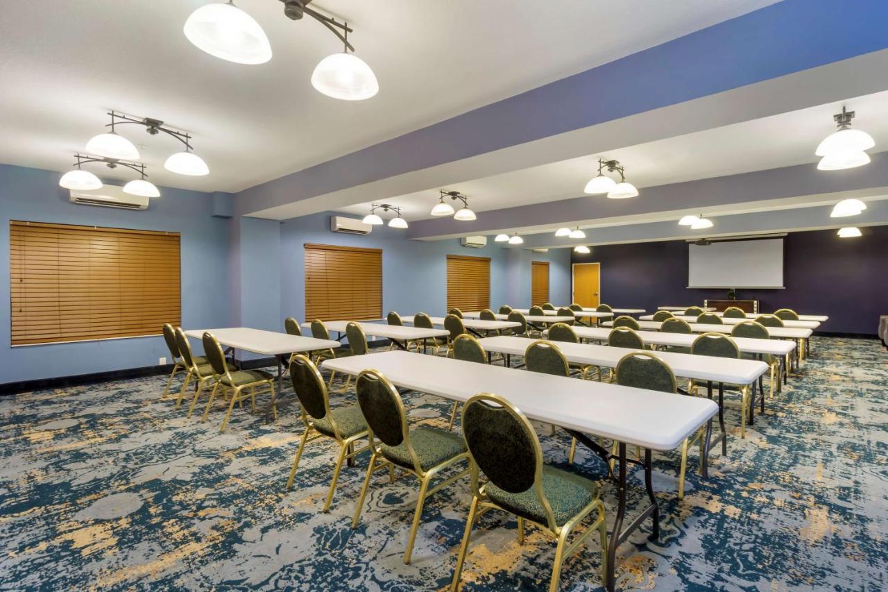 Best Western Plus Mountain View Auburn Inn Extérieur photo